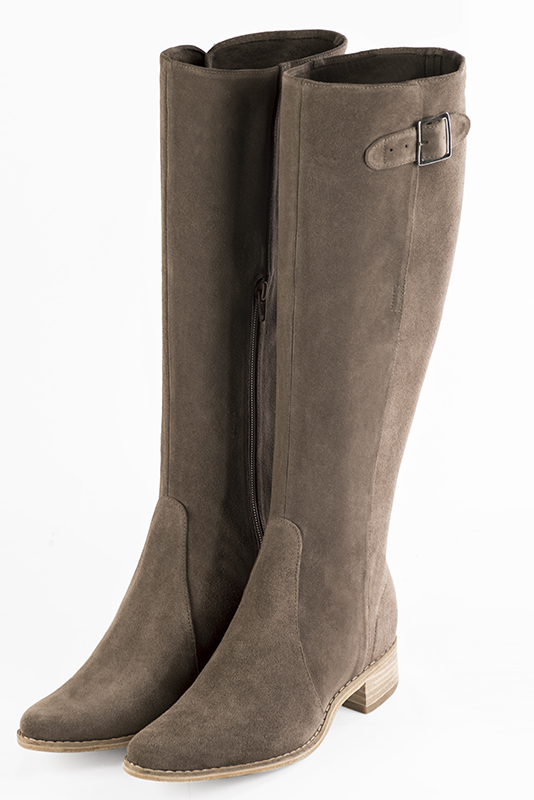 Taupe brown women's knee-high boots with buckles. Round toe. Low leather soles. Made to measure. Front view - Florence KOOIJMAN